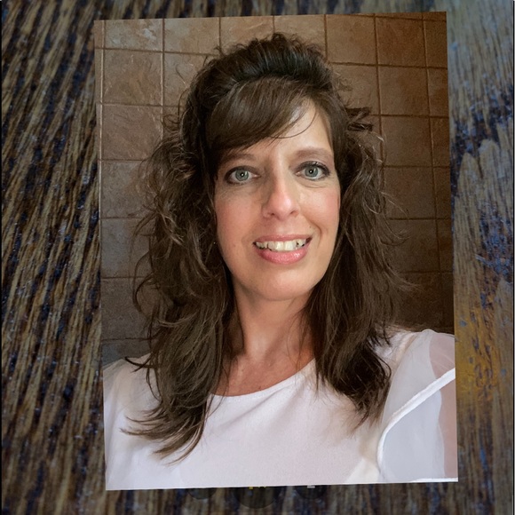 Meet your Posher, Erika - Picture 1 of 1